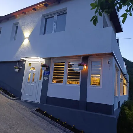 Apartman Emma *